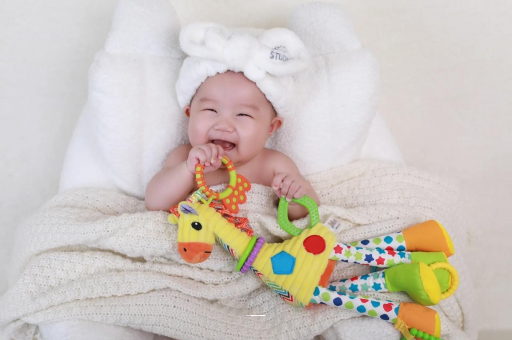 丰城1岁宝宝流鼻涕打喷嚏 丰城1岁宝宝流鼻涕打喷嚏