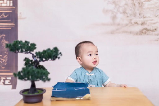 丰城宝宝宁愿饿也不吃奶粉